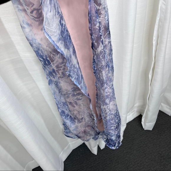 Foxiedox maxi dress with low neck - Picture 5 of 12